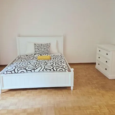 Center Flats With Balcony - Rigi Appartamento